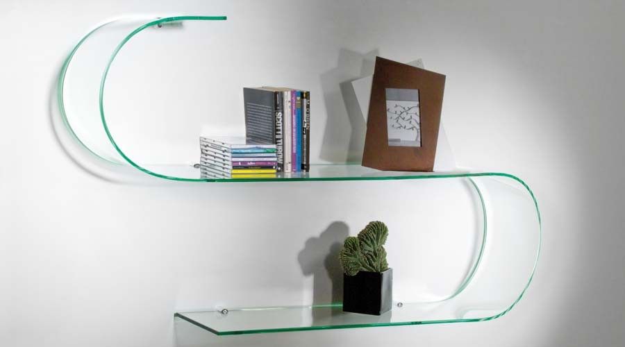 Curved shelf