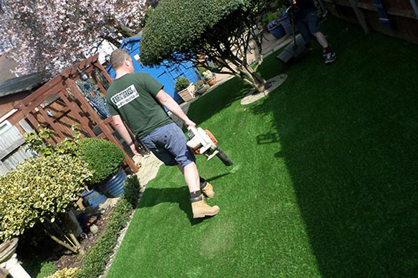 clean artificial turf