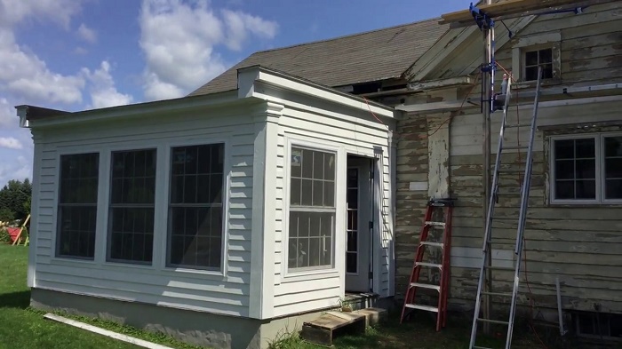 restore an antique farmhouse