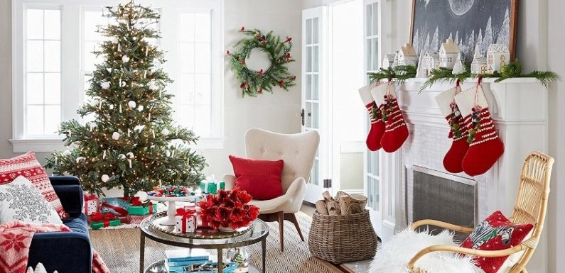 Quirky Furniture That Can Make Your Large Living Room Christmas Ready