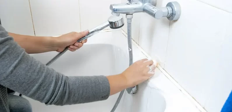 How To Fix A Leaky Bathtub Drain