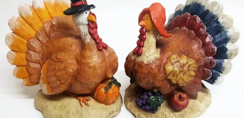 Turkey Centerpieces for Your Thanksgiving Celebration