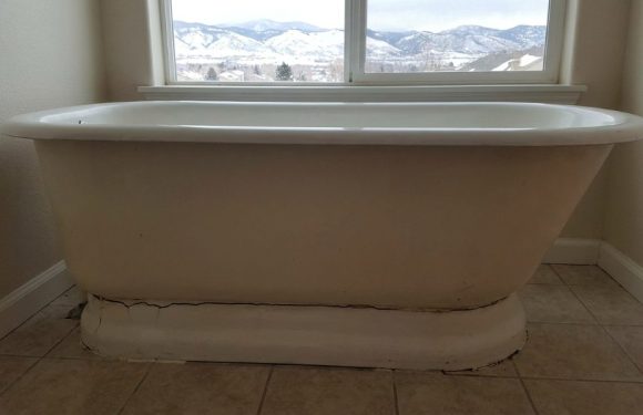 Why Shifting Tubs Cause Pipe Leaks in Denver, CO